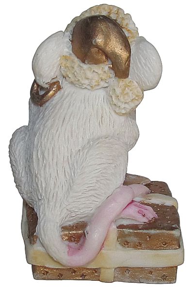 Kringle The Christmas Mouse - White w/ Gold Package