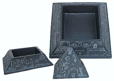 Pyramid Stacker Box